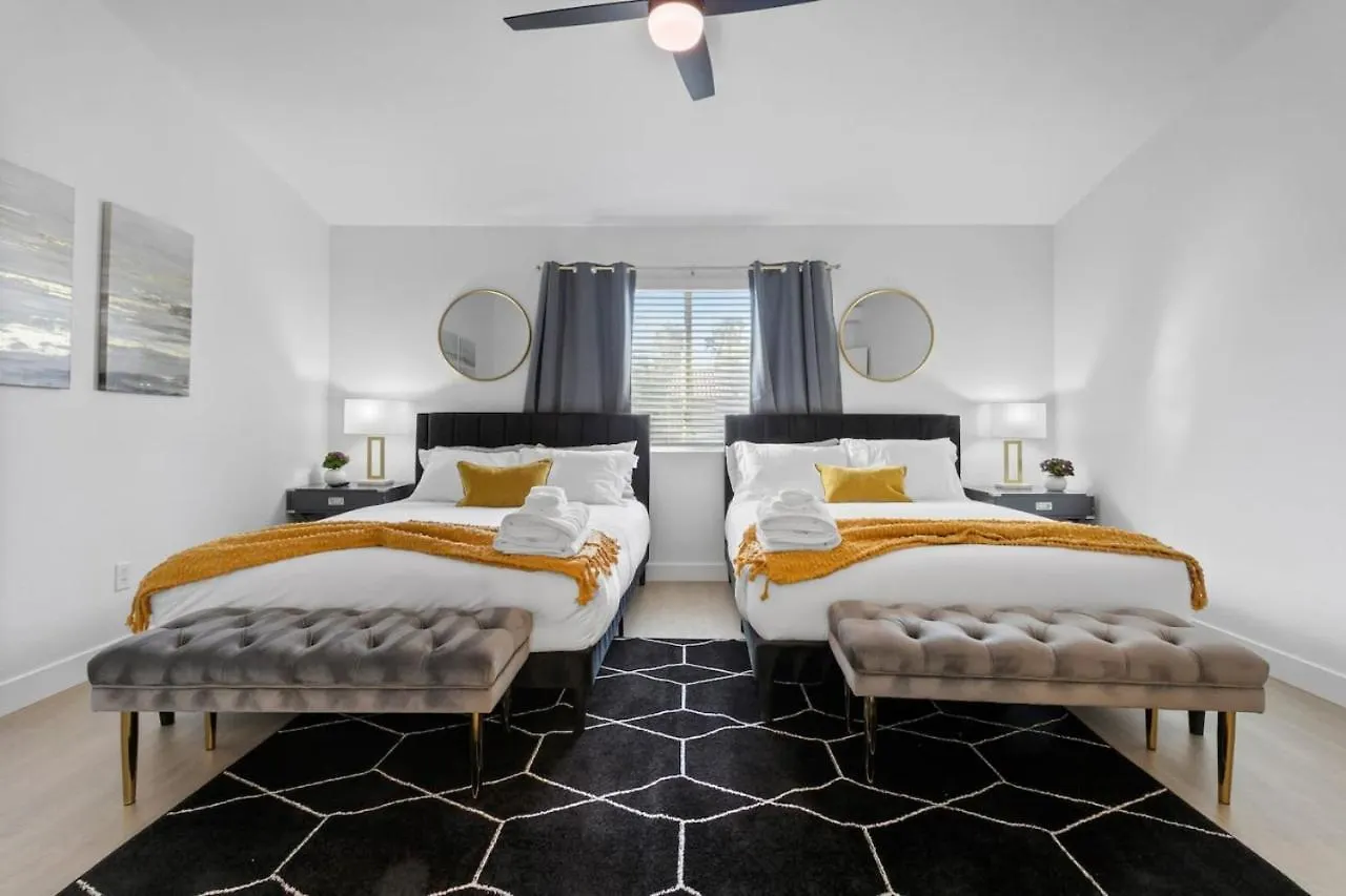 Stylish 4Br With New Pool By Craig Park Villa Las Vegas Holiday home
